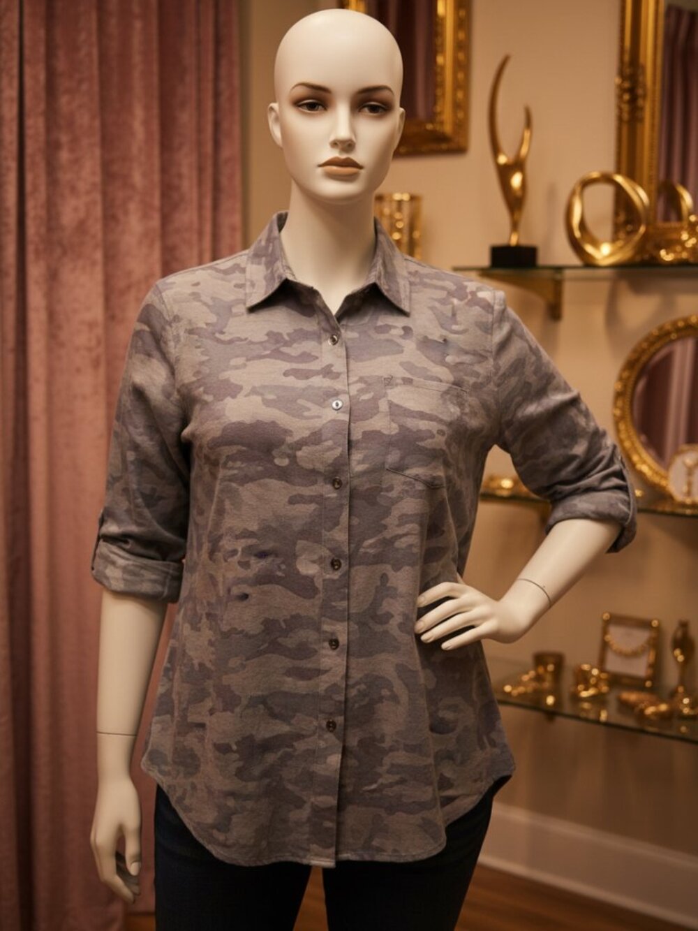 Torrid Grey Camo Button-Up Shirt | Rayon Blend | Est. Size 2X–3X
